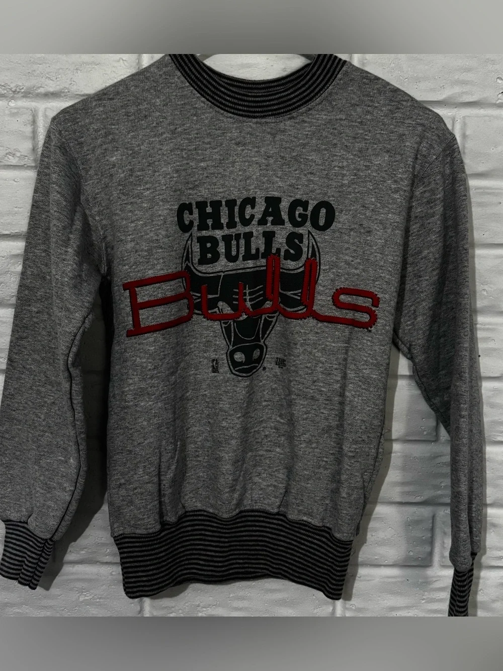 Vintage Chicago Bulls NBA Retro Crewneck Sweatshirt Youth Medium 10-12